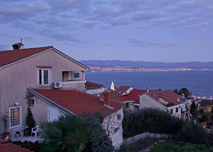 Διαμέρισμα With Swimming Pool Lovran, Opatija - 23500 Lovran