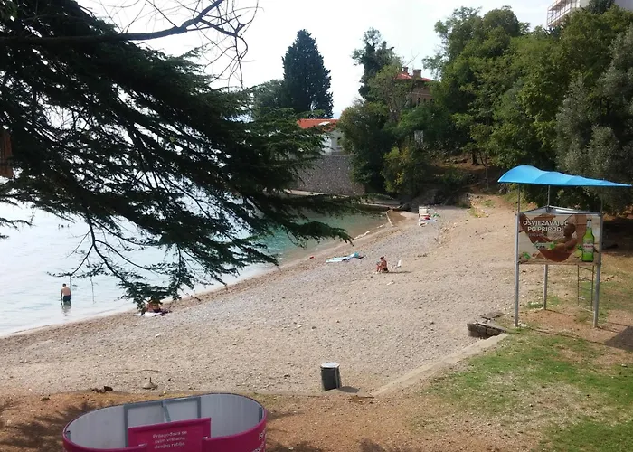 Apartmán With Swimming Pool Lovran, Opatija - 23500 *